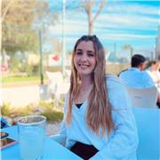 Técnica superior de Educación Infantil y futura maestra de Educación Infantil. Durante varios años he estado dando clases de apoyo